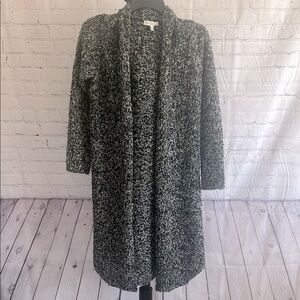 Black and white knitted long cardigan